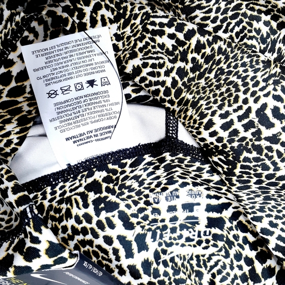NEW Nike size XS Women's One Leopard Print P1633 - Picture 8 of 10